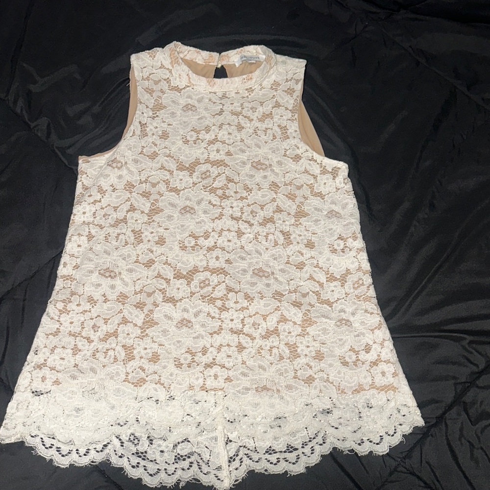 Rose & Olive Floral Lace Sleeveless Blouse
